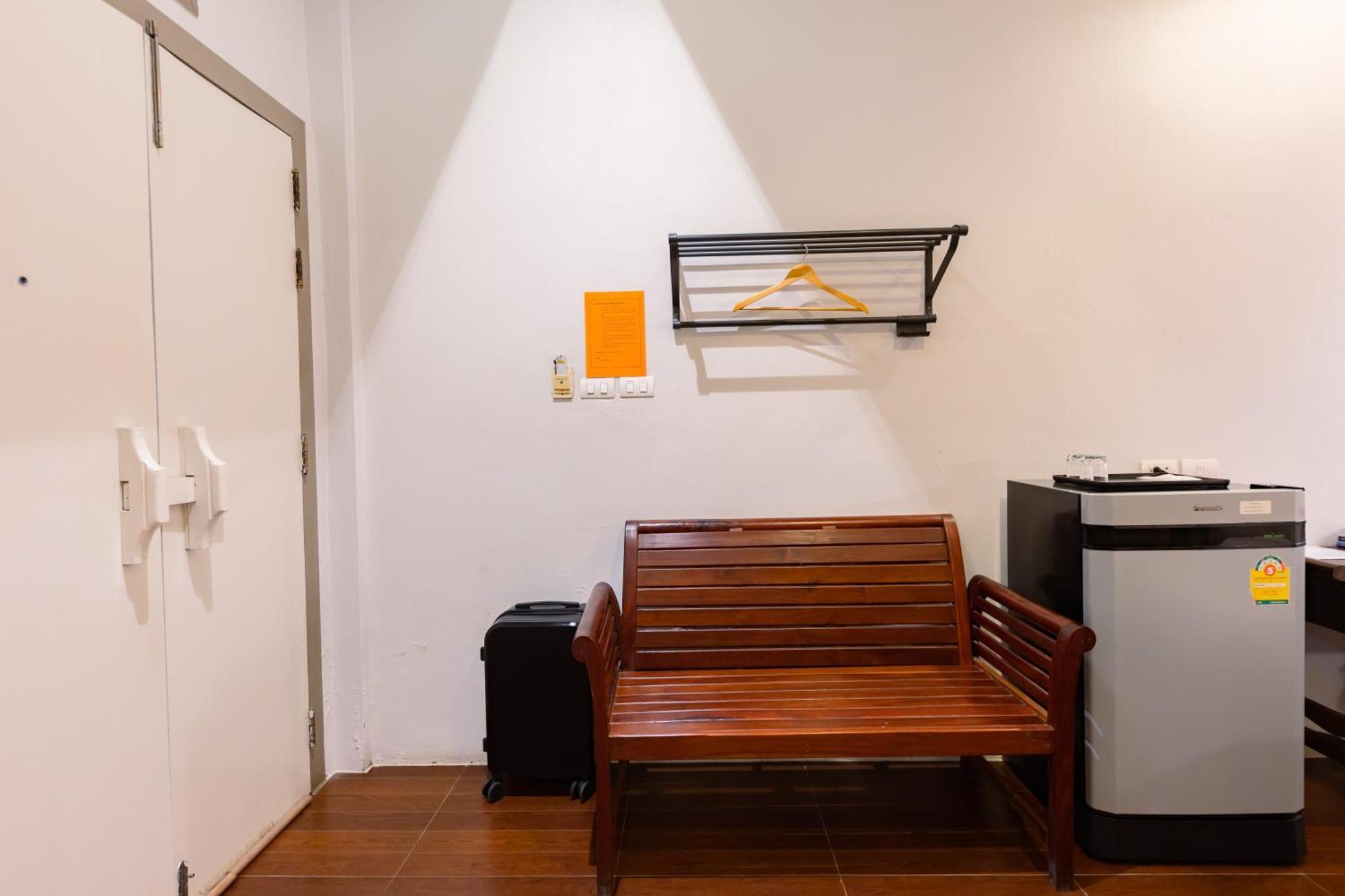 Sleep Hotel - Sha Certified Surat Thani Exterior foto